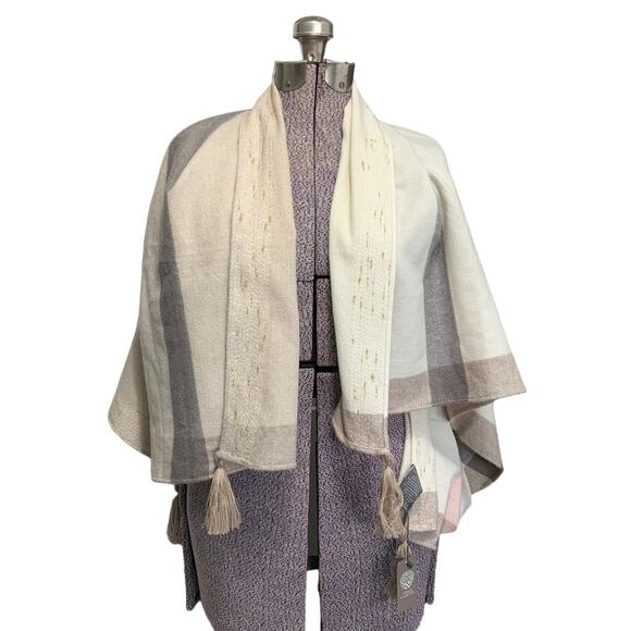 Vince Camuto Plaid Tassel Scarf Wrap NWT OS Beige Cream Shimmer Soft - Picture 1 of 5